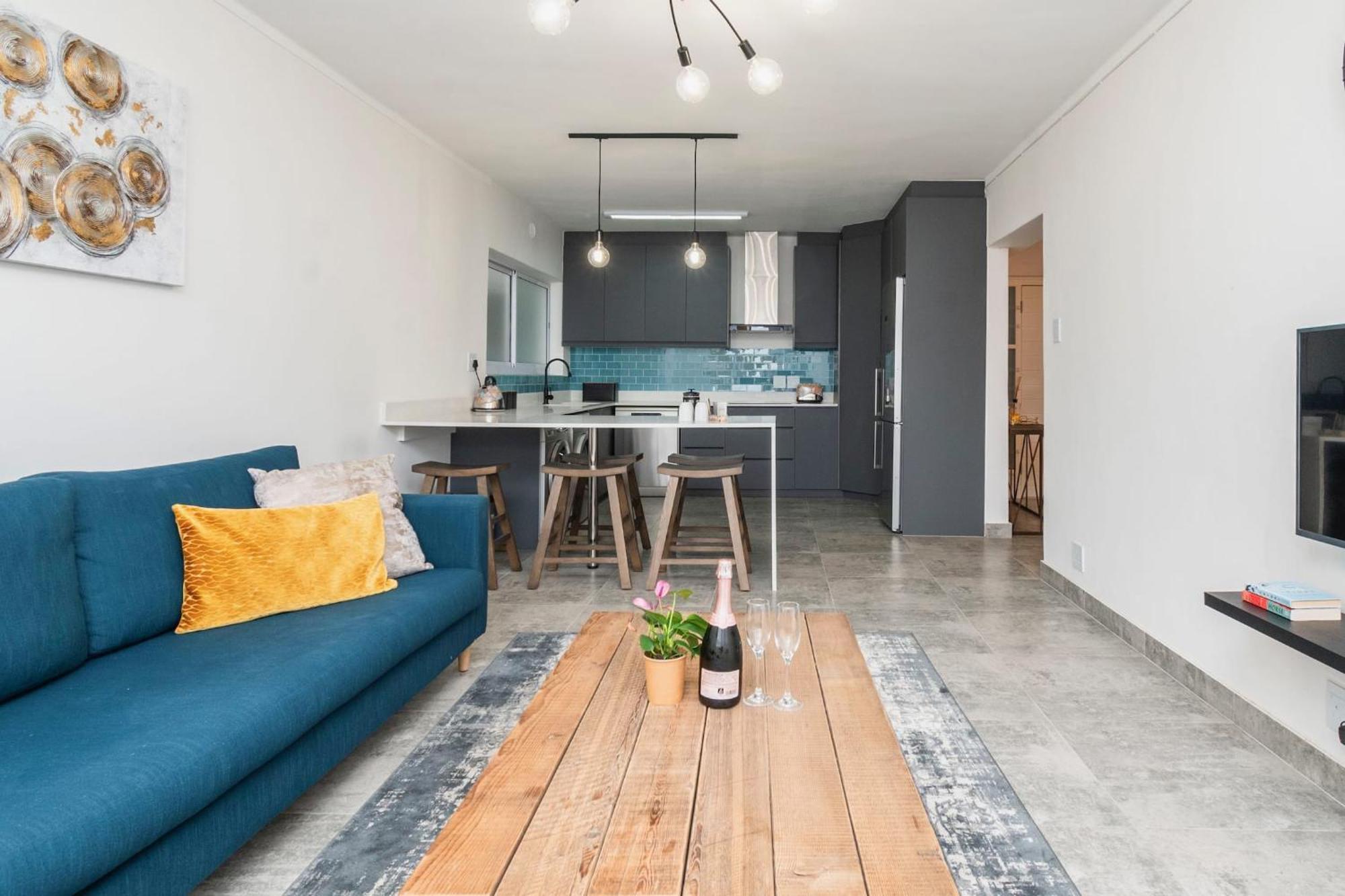 Modern Coastal In Sea Point Cape Town