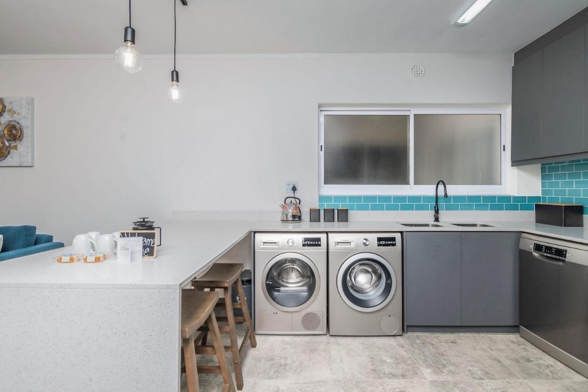 Modern Coastal In Sea Point *