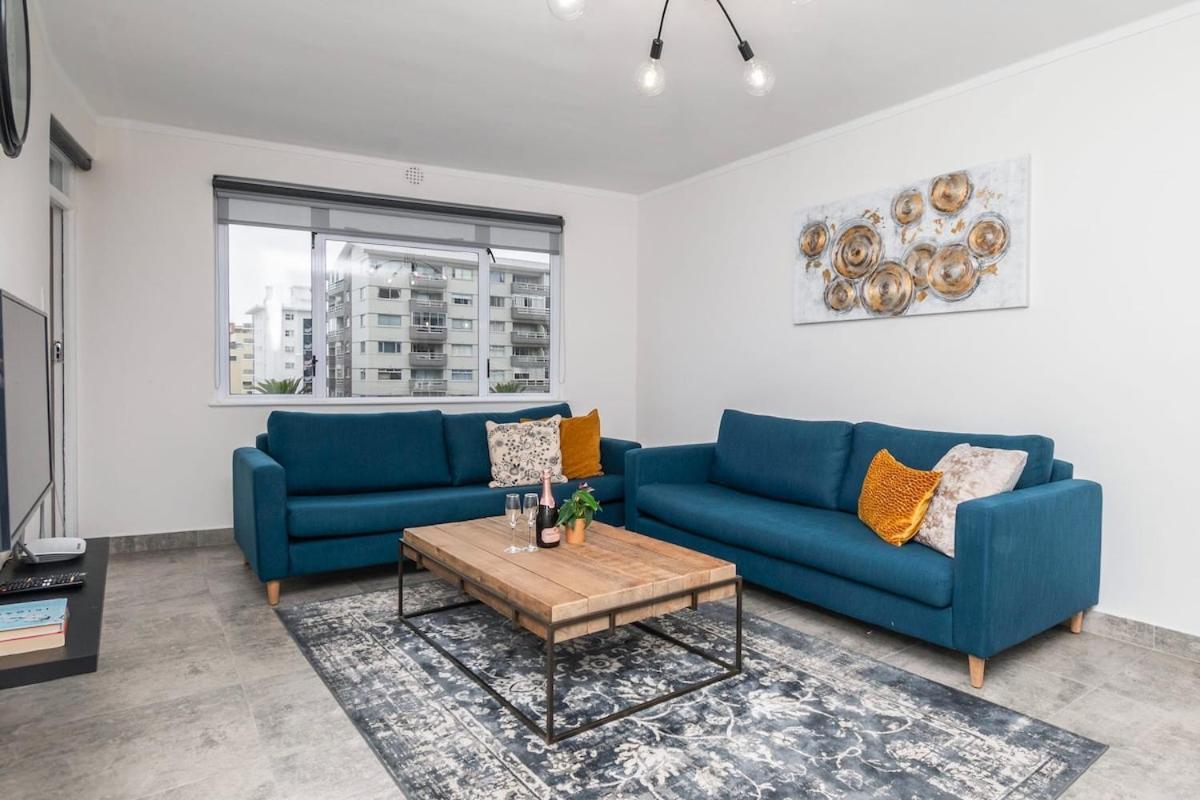 Modern Coastal In Sea Point * Cape Town